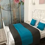 Dunakavics Boutique *
