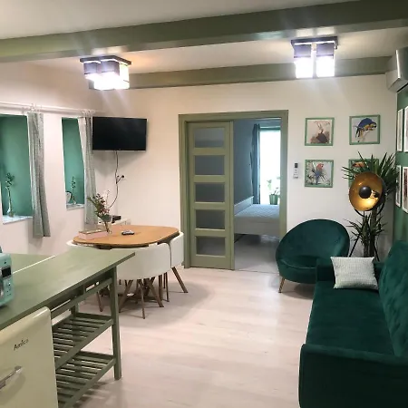 Dunakavics Boutique סנטאנדרה