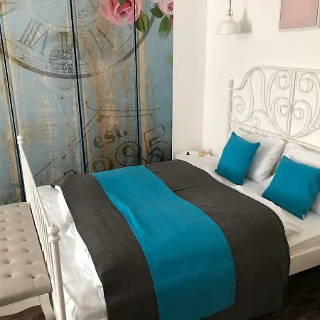 Dunakavics Boutique *
