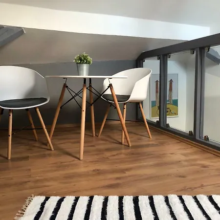 Dunakavics Boutique סנטאנדרה